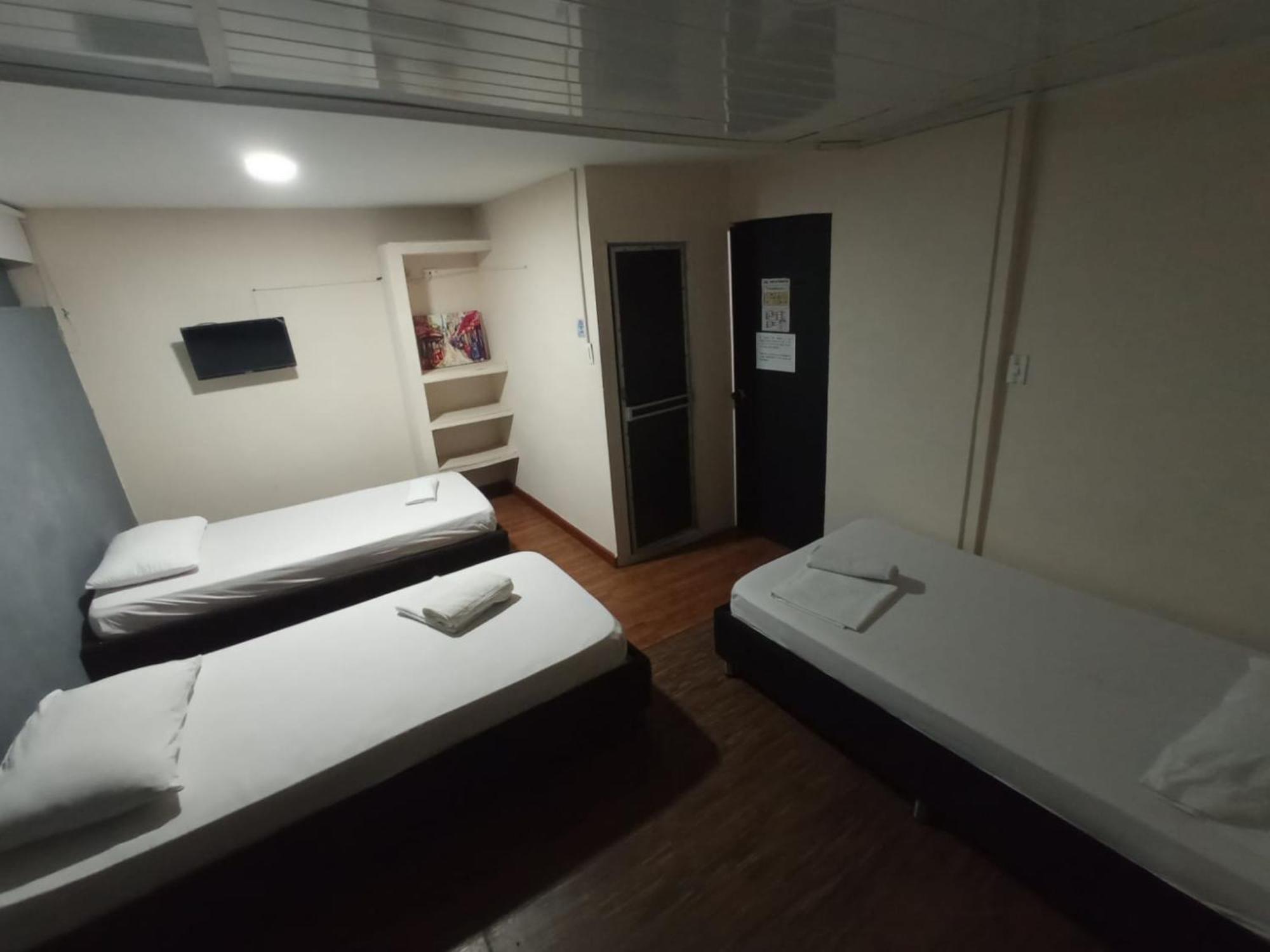 Hostal El Mohan Neiva  Buitenkant foto